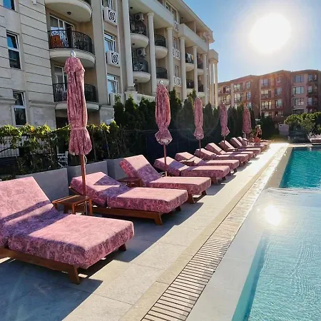Διαμέρισμα Jadore Secret Garden Panoramic