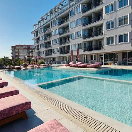 Jadore Secret Garden Panoramic Słoneczny Brzeg