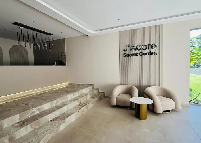Jadore Secret Garden Panoramic