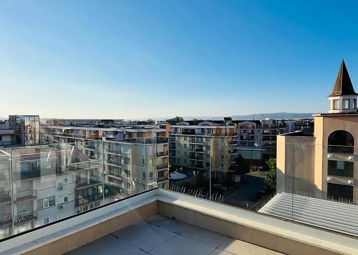 Jadore Secret Garden Panoramic Apartamento Sunny Beach