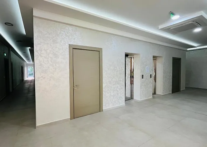 Jadore Secret Garden Panoramic Apartamento Sunny Beach